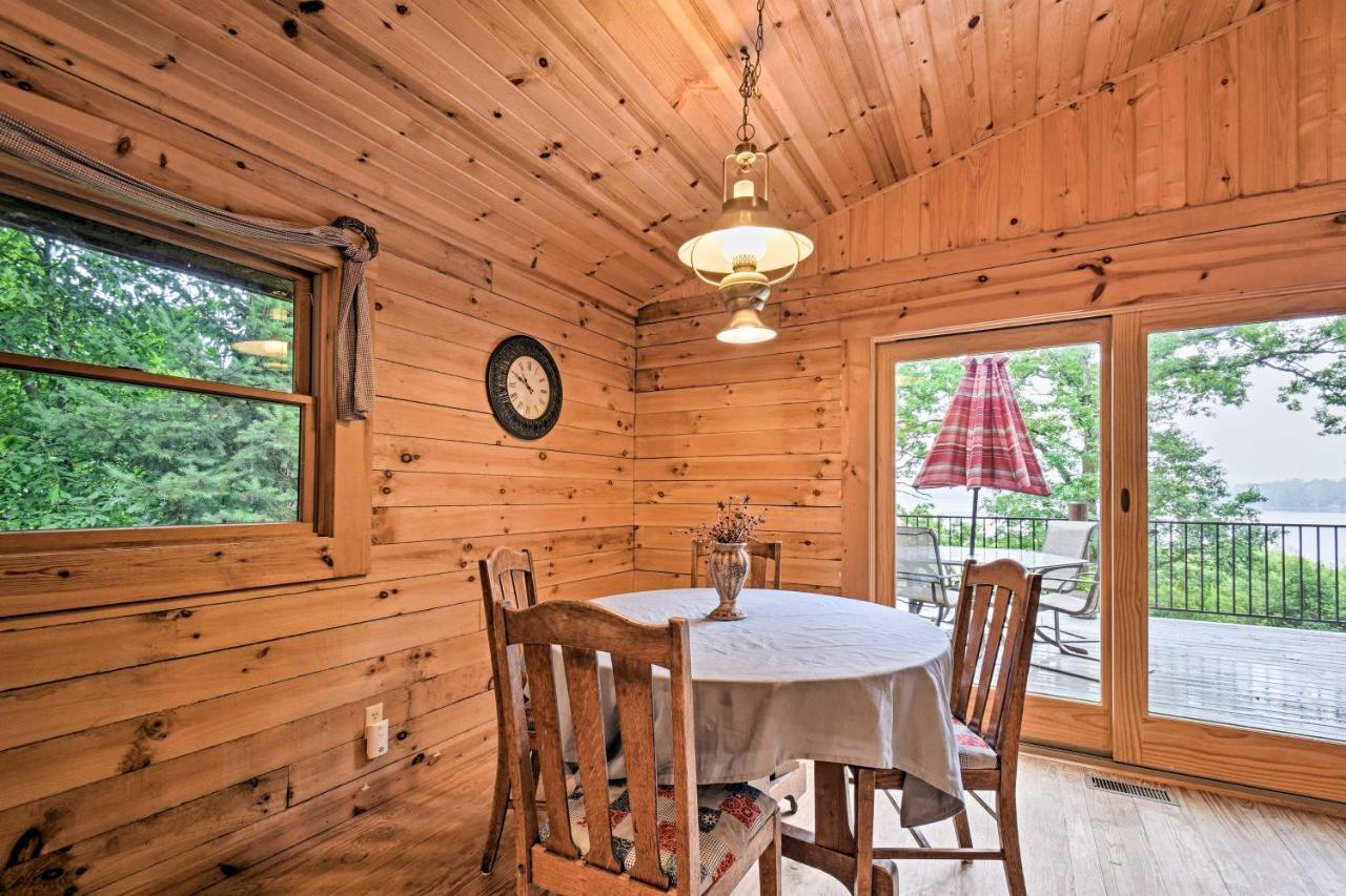 Cozy Amish Country Cabin On Shipshewana Lake! Экстерьер фото
